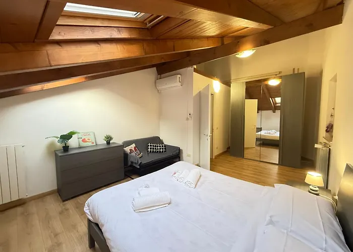 Nuvola Di Parma// Del Ducato 1 Parma